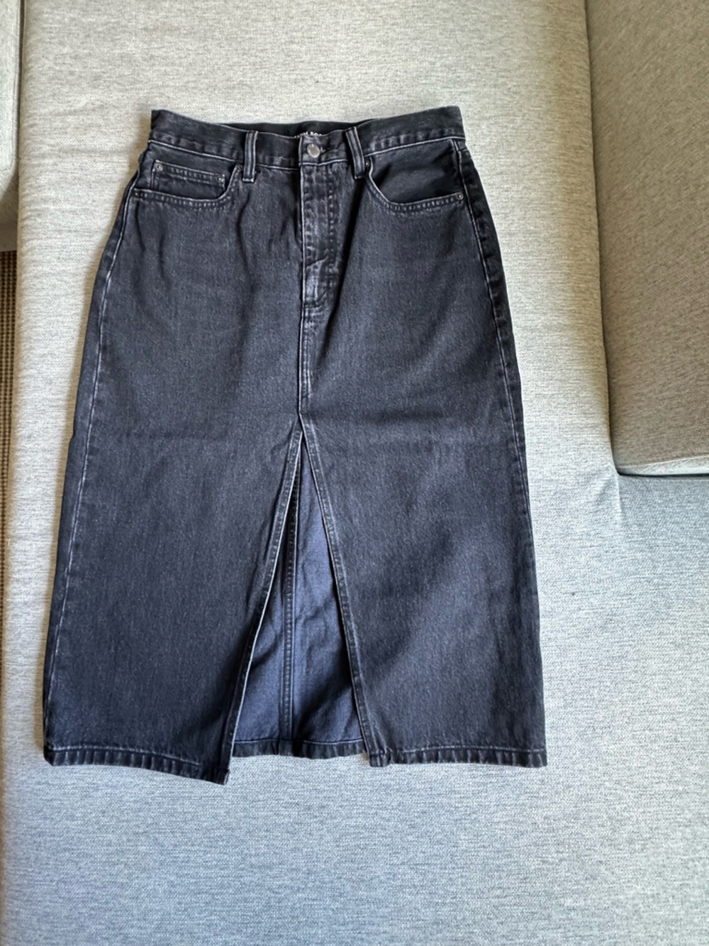 Aritzia / Denim Forum Black Denim Pencil Skirt